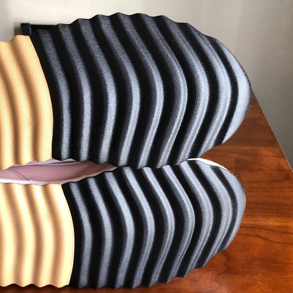 Nike Air Max Dawn 'Pink Oxford' DC4068-601 Sneakers Running Shoes Women's - Picture 7 of 8